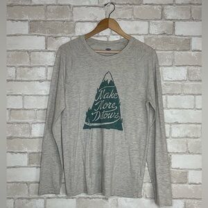 Old Navy Long Sleeve Graphic Tee Size M